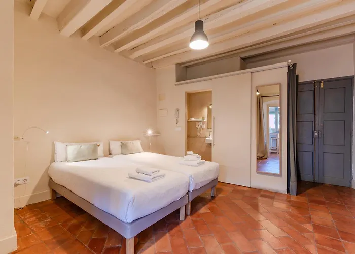 Flateli Ballesteries ז'ירונה