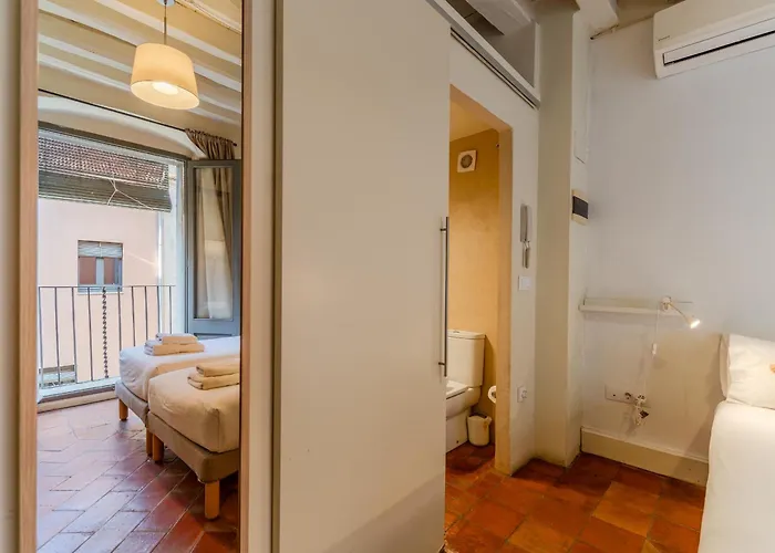 Flateli Ballesteries * Χιρόνα