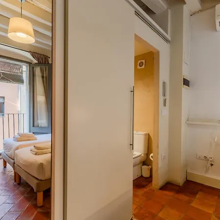 Flateli Ballesteries * Girona