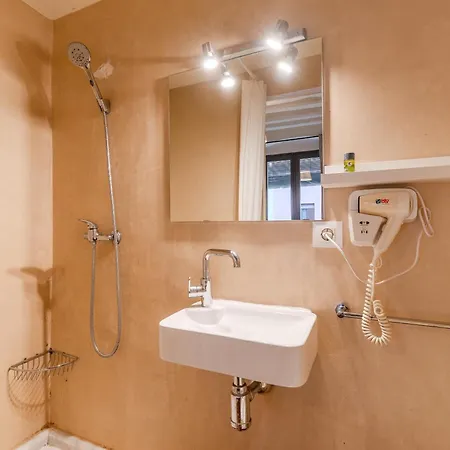 Flateli Ballesteries Gerona