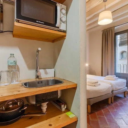 Flateli Ballesteries Apartment