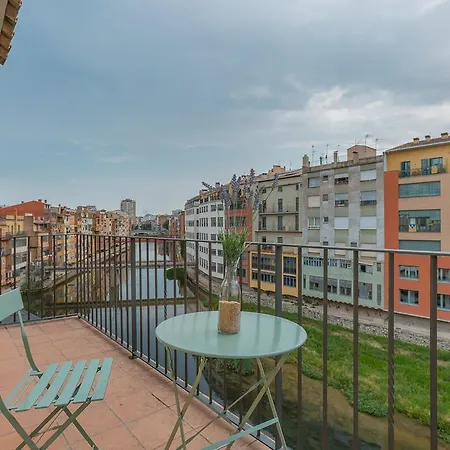 Flateli Ballesteries Апартаменти Жерона